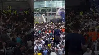 Tottenham hotspur europa cup winner parade @TottenhamHotspur @UEFA
