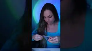 hmm🤔 #asmr #asmrsounds #satisfying #tingly #tinglysounds #tinglyasmr