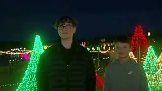 Tulsa Botanic Garden holiday light show
