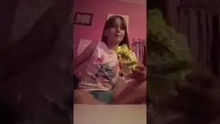 No reaction challenge *with sour patch kids*