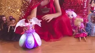 Dancing Elsa Doll - Toy Preview - Fun Kids Light Up Toy