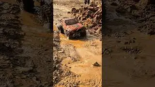 Внедорожные приключения: RC Mud Mayhem!