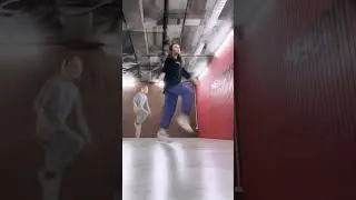 Танцуем шаффл #шаффл #shuffle #танцымосква #cuttingshapes #танцыдлядетей #harddance