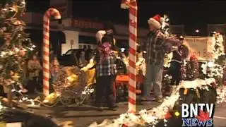 Large Crowds For Annual Light Up The Night Parade in Prescott Friday Night