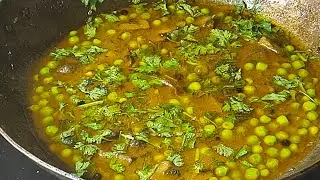 मशरूम 🍄‍🟫 और मटर 🫛 वाली सिम्पल रेसिपी 