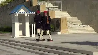 Evzones Greek Presidential Guard  &Tau;omb of Unknown Soldier  Monument in Athens   15 - 11 - 2025