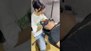 Neck tattoo, are you using the right posture? #tattootips #necktattoo #tattoos #tatartist