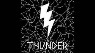 Lucy Love - Thunder - Dirtysnaps Remix