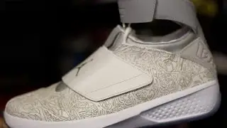 Air Jordan XX (20) Retro 'Laser'