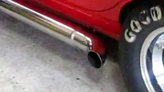 Shelby Cobra V8 mit BBK Exhaust Sidepipe