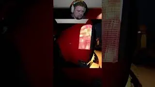 GHOST SETS THE CAR ALARM OFF WHILE DOING CROUCH ONLY CHALLENGE (PHASMOPHOBIA)
