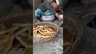Hyderabad Naan Ki Roti | Square Naan Making | Naan Roti #shorts  #youtubeshorts  #naan #butternaan