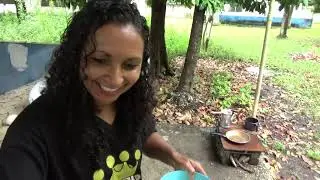 CAMPO ROÇADO/ LANCHE RÁPIDO DE FRIGIDEIRA FEITO NA LENHA COM CAFÉ/ PLNTANDO ALGUMAS MUDAS NO SÍTIO
