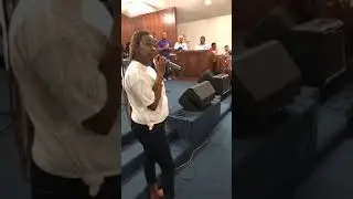 Le'Andria Johnson 