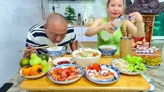 Mời cả nhà ăn bánh canh Hải sản cá hồi tôm sú mực 
