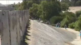 FOLAR LA GRAN LIMPIEZA THE GREAT L.A. RIVER CLEANUP