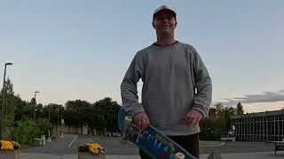 Espen&Mark venter p&aring; trikken