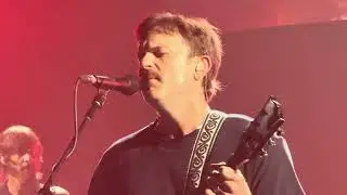 Kings Of Leon &lsquo;Soft&rsquo; Live Paris 