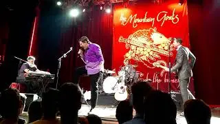the Mountain Goats - Furniture Store (Furniture Huschle Cover) Live from House of Blues