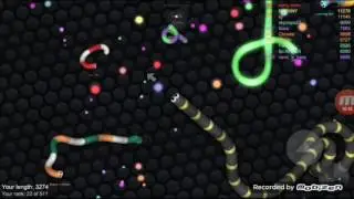 Играю в slither.io дошёл до 9000 очков!
