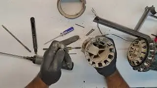 How to Replace Dyson V10/V11 Red Trigger Switch