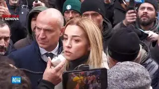 EX ILVA a GENOVA, i manifestanti alla sindaca SALIS: 