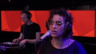 Camélia Jordana - Dhaouw en live pour le NRV