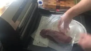 Вакуумная упаковка FoodSaver.