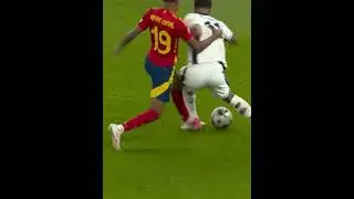Lamine Yamal  #skills #dribles #footballeditsdaily #footballforyou #footballshorts #futboll