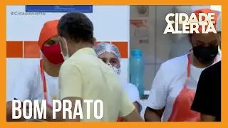 Unidade móvel do Bom Prato distribui refeições em SP