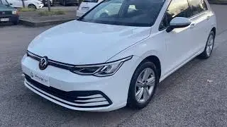 VOLKSWAGEN Golf 1.0 eTSI EVO DSG Life del 2023 - Privacar Viterbo