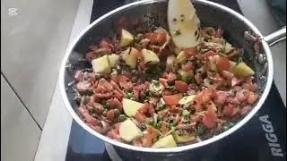 Simple & easy Mix vegetable (Aloo Matar Gajar recipe)