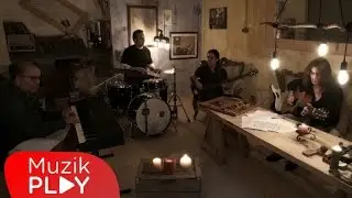 Sekans 4 - Aurora (Official Video)