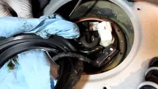 2004 Kia Rio Fuel Pump and Filter Replacement Part 1