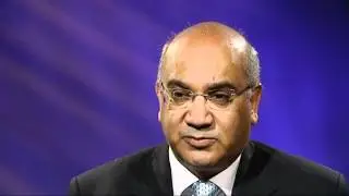 Vaz: 'News International thwarted hacking inquiry'