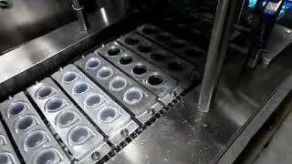 Automated 4 lanes syrup cup filling sealing machine with date printer and output conveyor