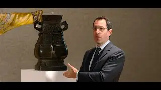 Fine Chinese Art Highlights | Rare Archaistic Bronze Masterpiece and Imperial 'Dragon' Robe