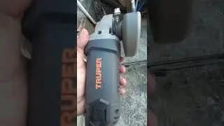 Esmeril truper con disco truper para pulir ( viene con la m&aacute;quina)