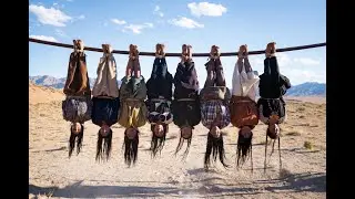 Oito Garotas Apache Deixadas Para Morrer de Cabeça Para Baixo — Mas o Fazendeiro Fez o Impensável