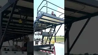 The Flight Deck Trailer by nuWay Ag
