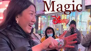 Spectacular Magician at Times Square NYC