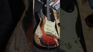 Wild Relics Custom Guitars wide fade 3 tone sunburst Heavy Relic/ Fender Tone master Deluxe reverb