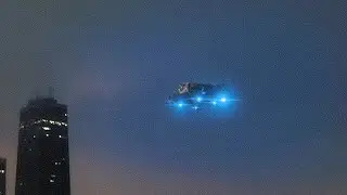 UFO Spotted in the sky of NEW YORK by Night 👽 (CGI)