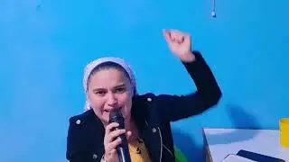 Paola Orellana Evangelista predicando para oración llámenos al 503 70426278 será un onor atenderle