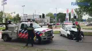Auto klemgereden na achtervolging - Hargalaan Schiedam
