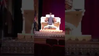 Clark Wilson playing Mighty Morton Organ Ohio Theater. Superman theme