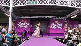 Millie Dollar Burlesque Show at The Great British Tattoo Show - Retox Magazine reports