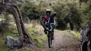 Raw: Nils Heiniger at Middle Hill Bike Park