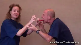 Autism help : Quand votre enfant pince, frappe ou mord &ndash; Le Son-Rise Program
