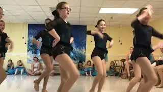 Jennifer&rsquo;s School of Dance performs at Nursing Home